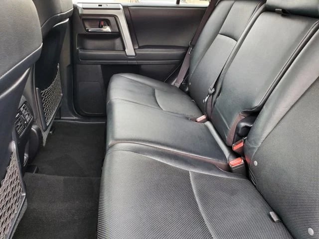2020 Toyota 4Runner - Image 26