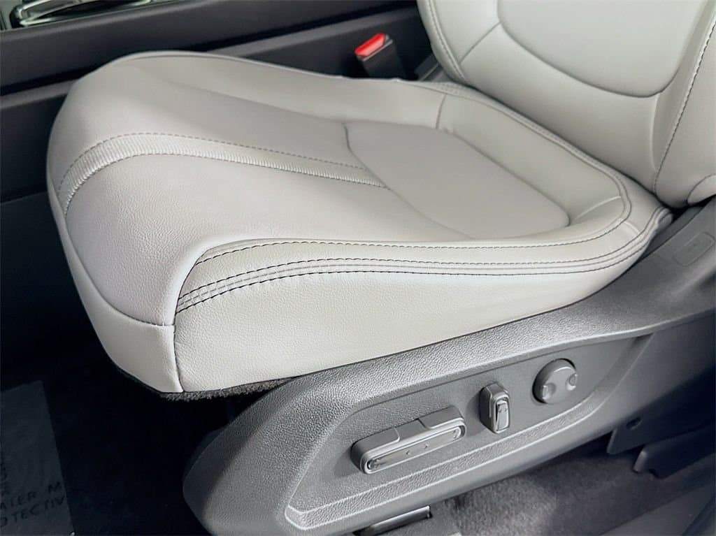 2025 HONDA Pilot - Image 28