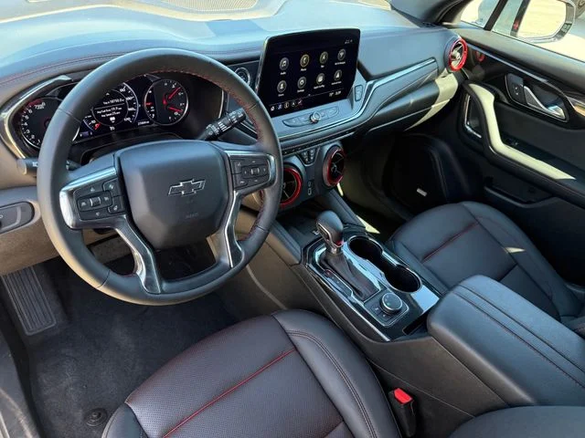 2025 Chevrolet Blazer - Image 12