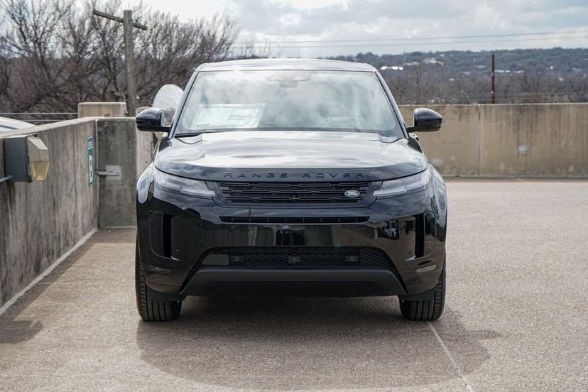 2026 Land Rover Range Rover Evoque - Image 4