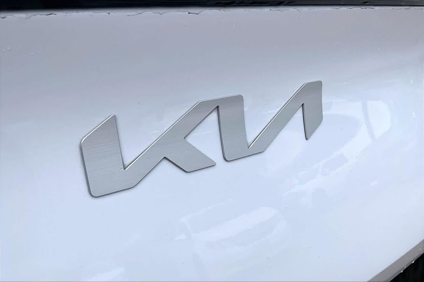 2024 Kia Sportage - Image 10