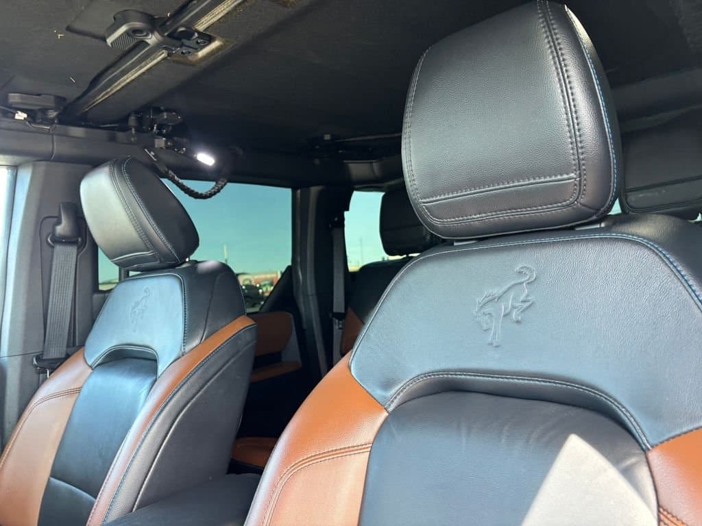 2023 Ford Bronco - Image 13