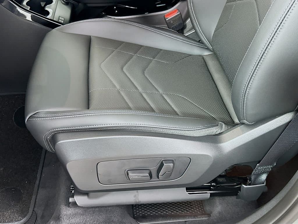 2026 BMW X1 - Image 21