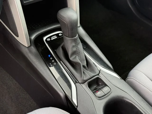 2025 Toyota Corolla Cross - Image 23