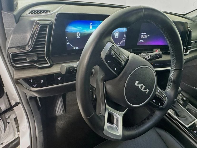 2023 Kia Sportage - Image 11