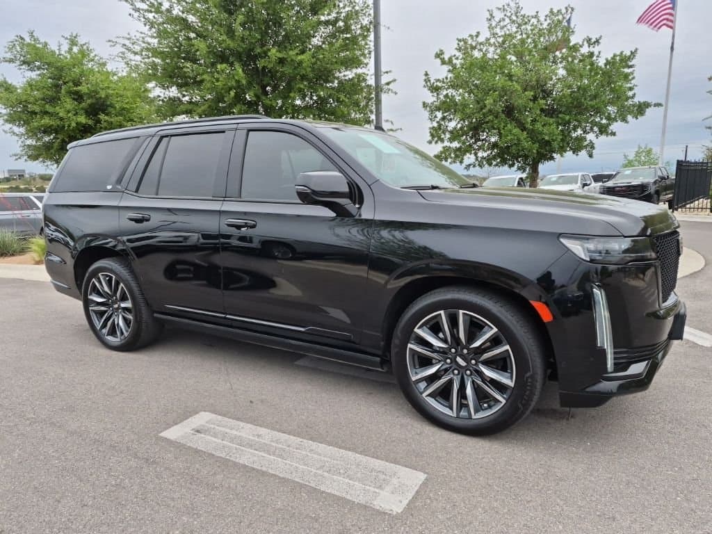 2022 Cadillac Escalade - Image 1