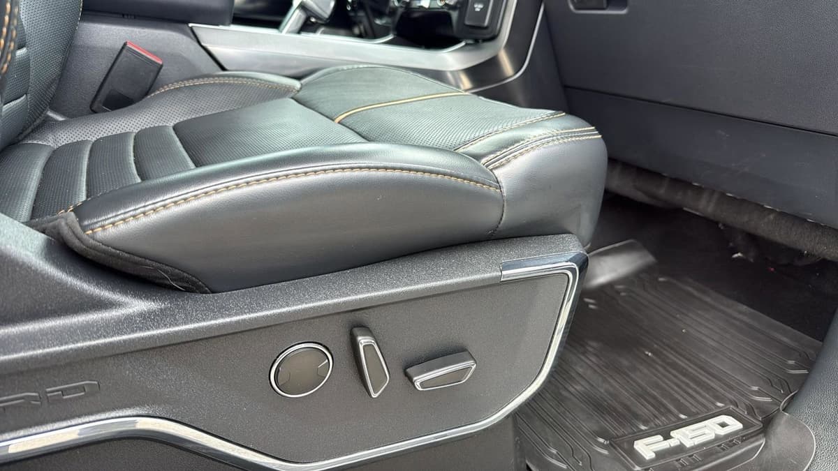 2023 Ford F-150 - Image 25