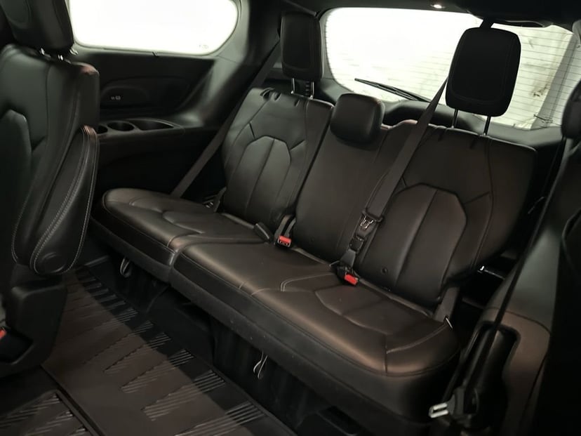 2021 Chrysler Pacifica - Image 19