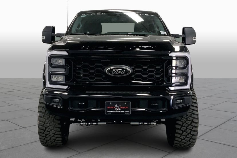 2026 Ford Super Duty - Image 3