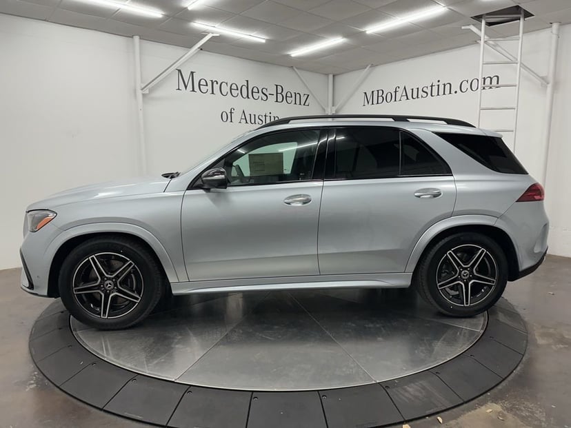 2026 Mercedes-Benz GLE - Image 1