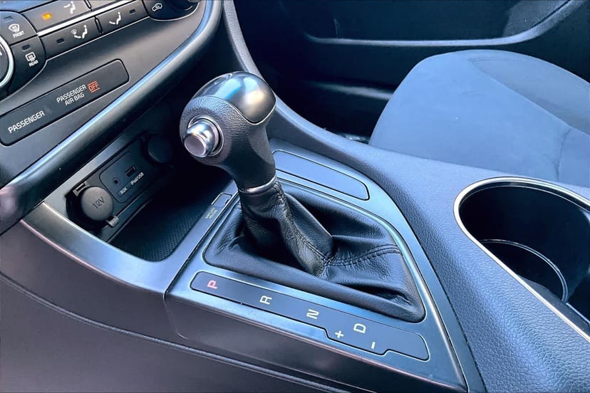 2015 Kia Optima - Image 16