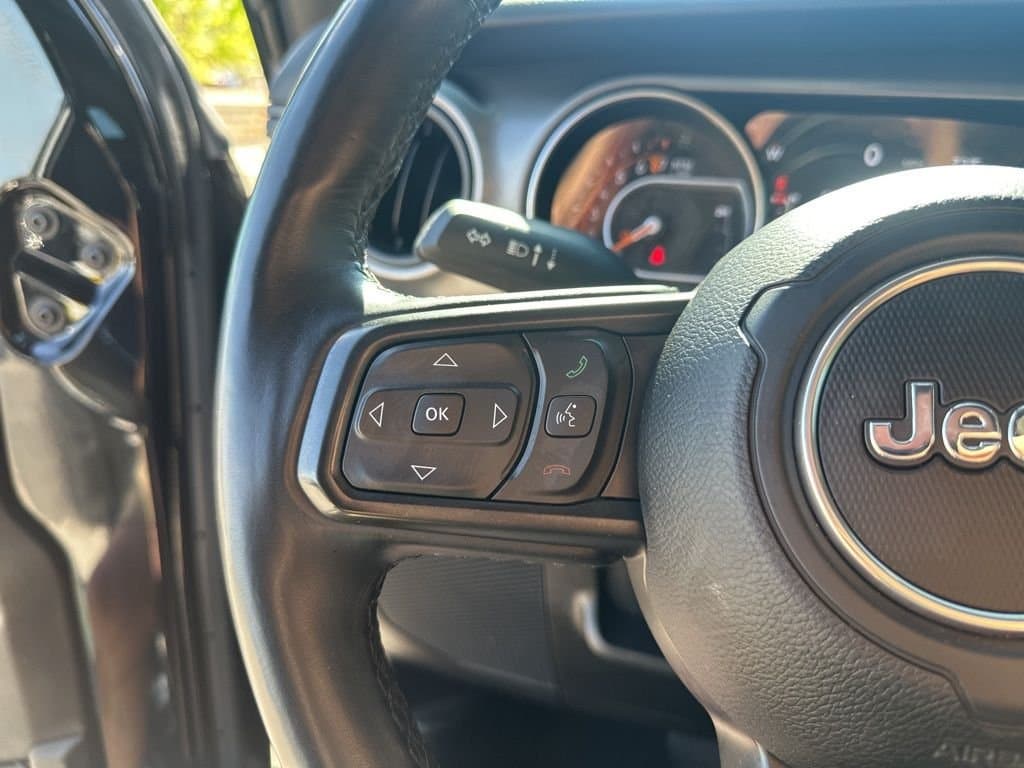 2022 Jeep Gladiator - Image 29