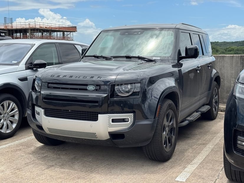 2025 Land Rover Defender 110 - Image 1