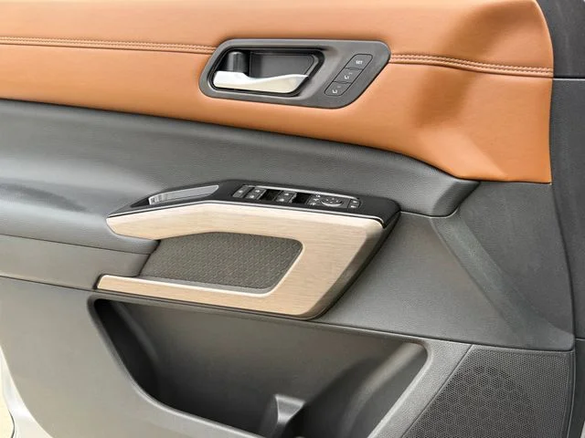 2023 Nissan Pathfinder - Image 20