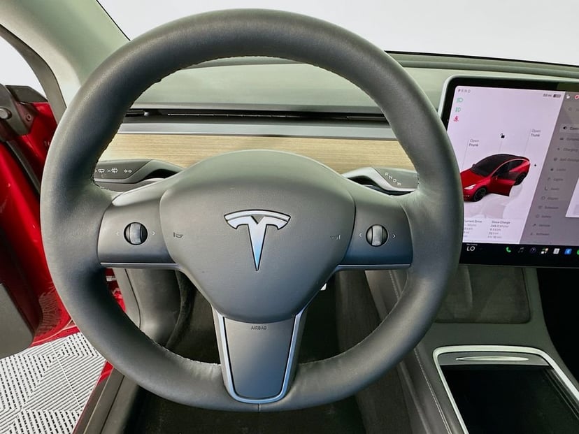2022 Tesla Model Y - Image 11