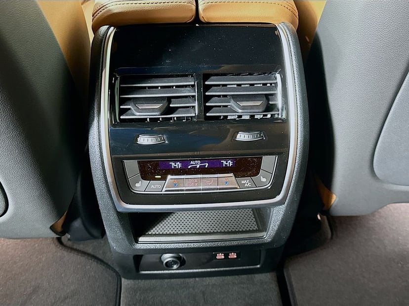 2026 BMW X5 - Image 18
