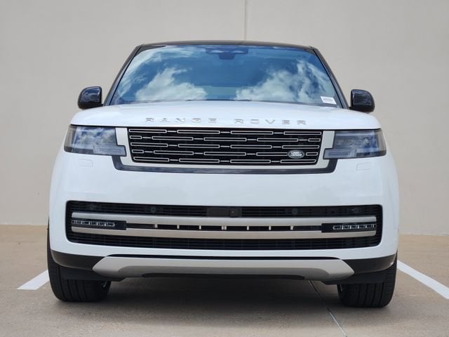 2026 Land Rover Range Rover - Image 2