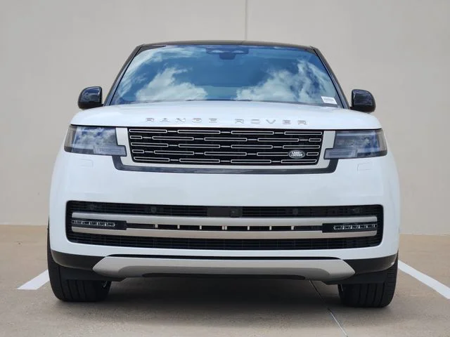 2026 Land Rover Range Rover - Image 2