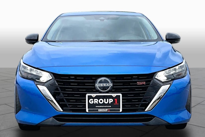 2025 Nissan Sentra - Image 2