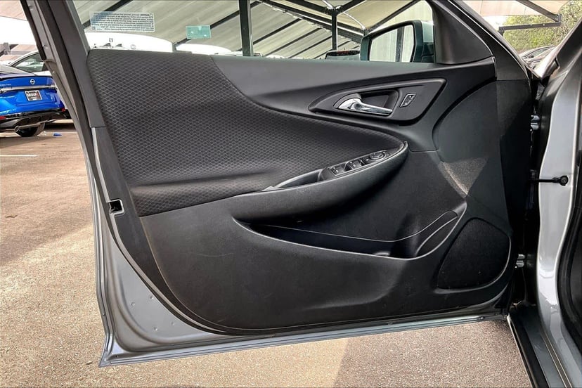 2024 Chevrolet Malibu - Image 21