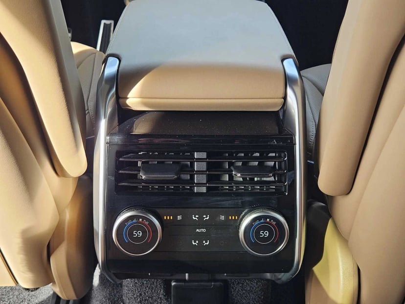 2026 LAND ROVER Range Rover - Image 23