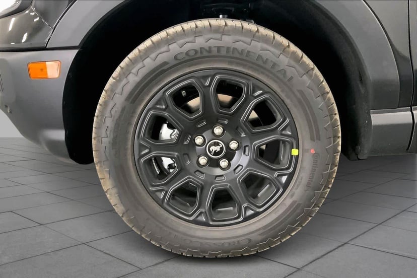 2025 Ford Bronco Sport - Image 9