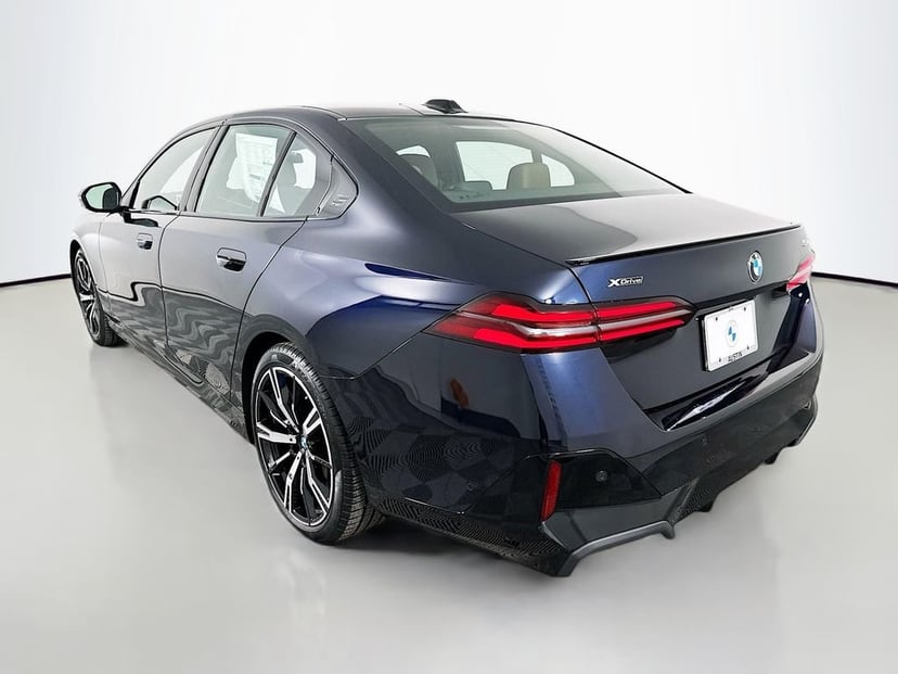 2026 BMW 5 Series - Image 7