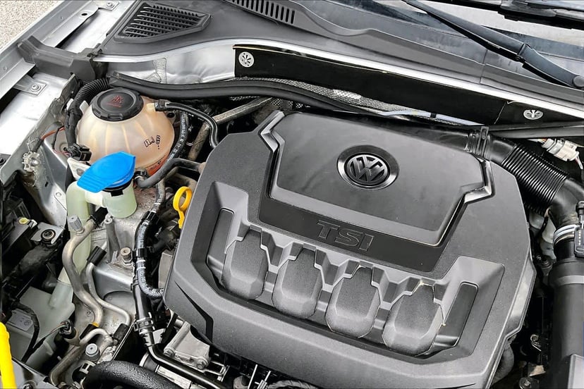2020 Volkswagen Passat - Image 31