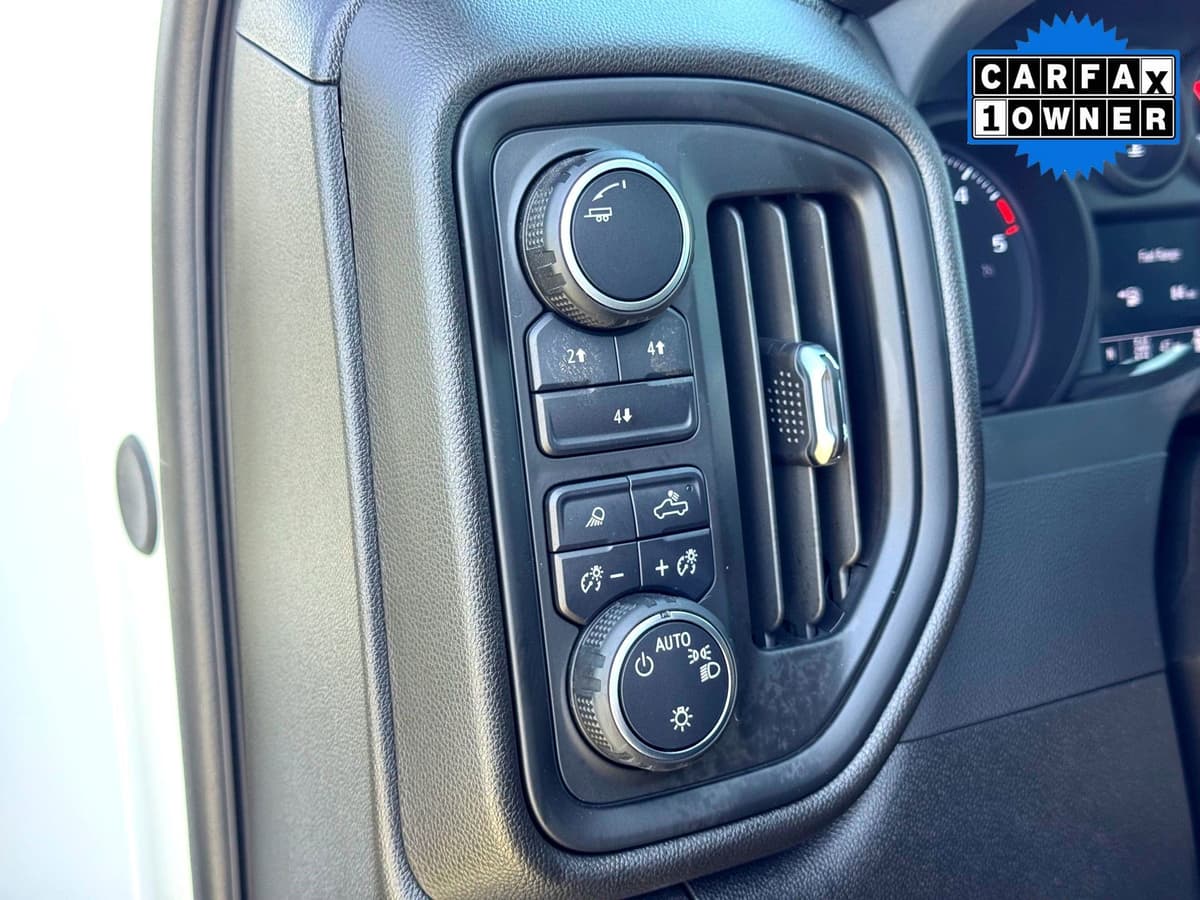 2025 Chevrolet Silverado 2500Hd - Image 14