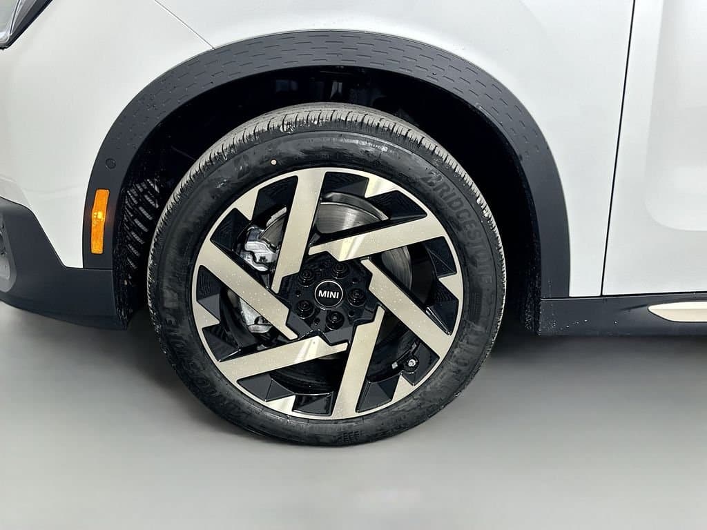 2025 MINI Cooper S Countryman - Image 23