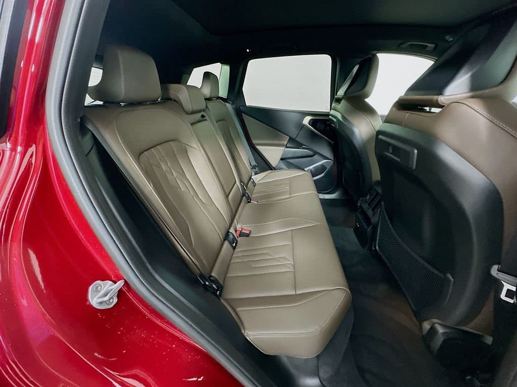 2025 BMW X3 - Image 26