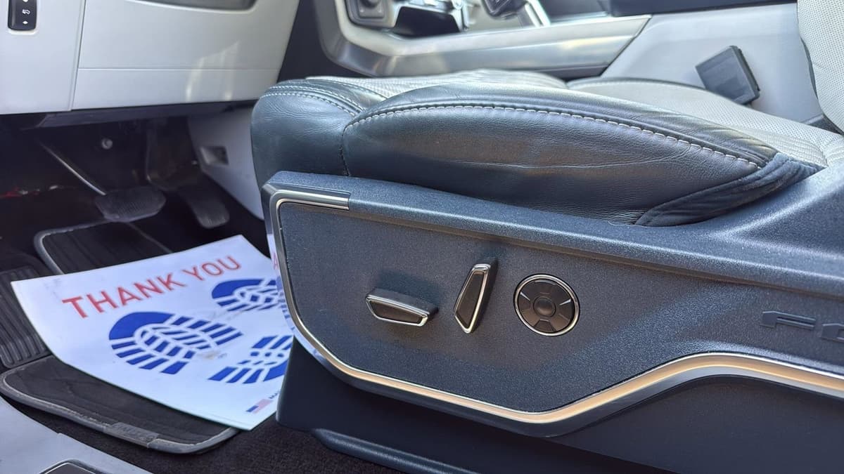 2022 Ford F-150 - Image 11