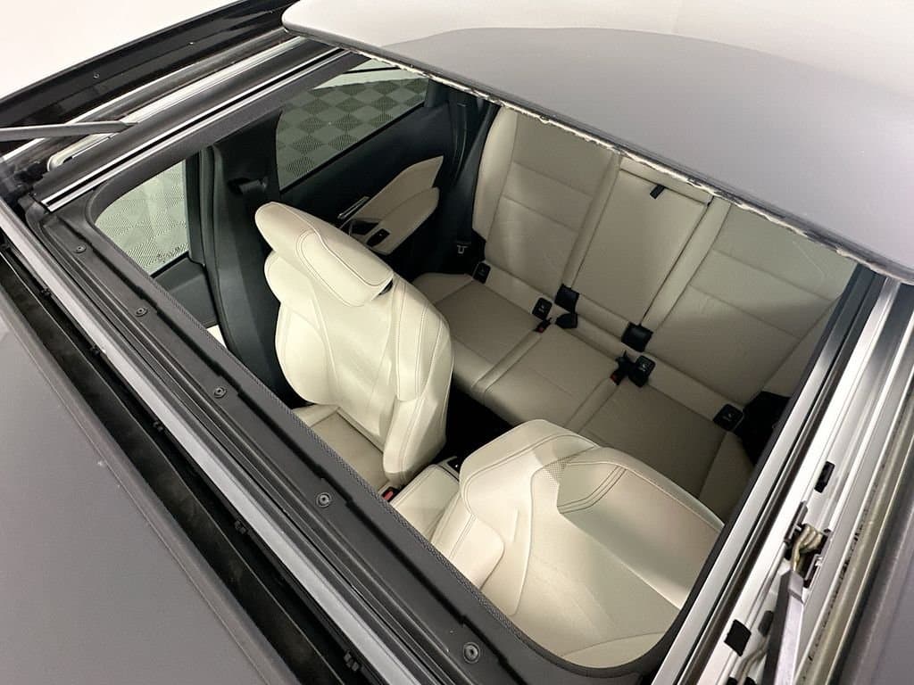 2025 BMW X1 - Image 21