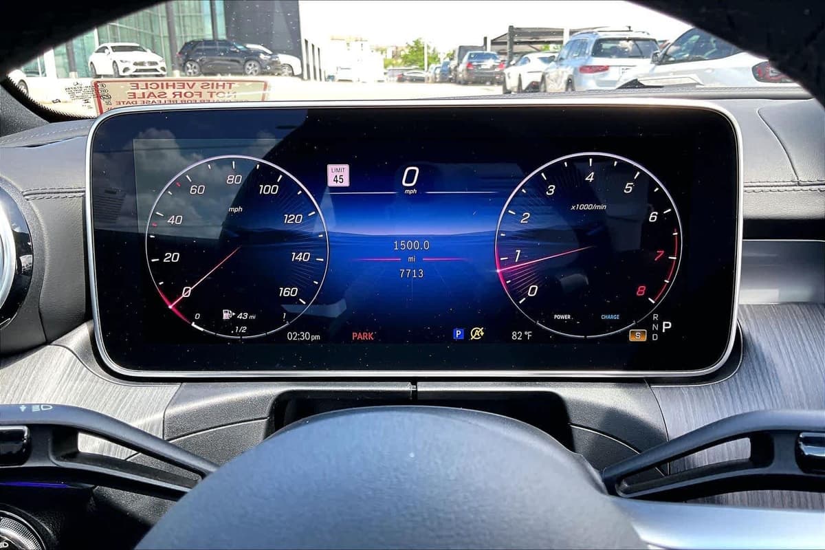 2025 Mercedes-Benz CLE 450 - Image 27