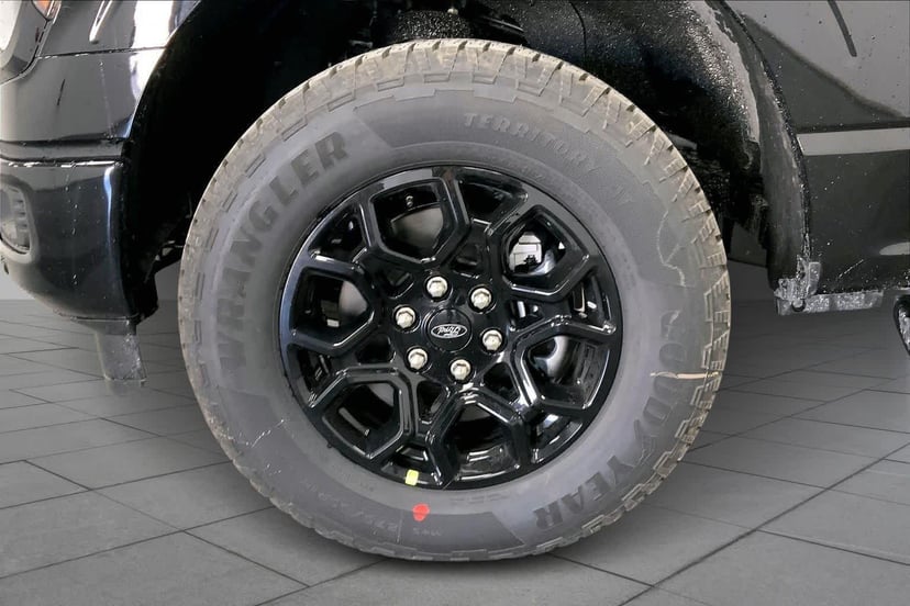 2026 Ford F-150 - Image 9