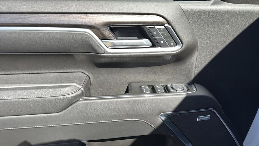 2025 Chevrolet Silverado 1500 - Image 12