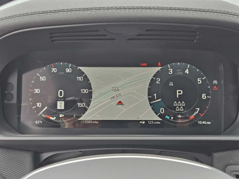 2025 Land Rover Discovery - Image 14