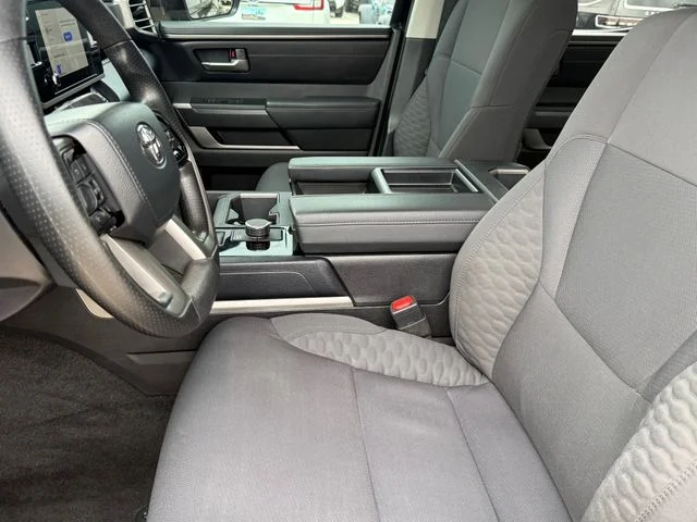 2024 Toyota Tundra - Image 11