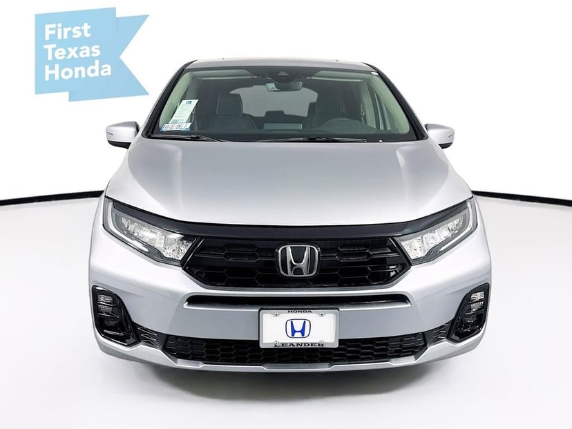 2026 Honda Odyssey - Image 2