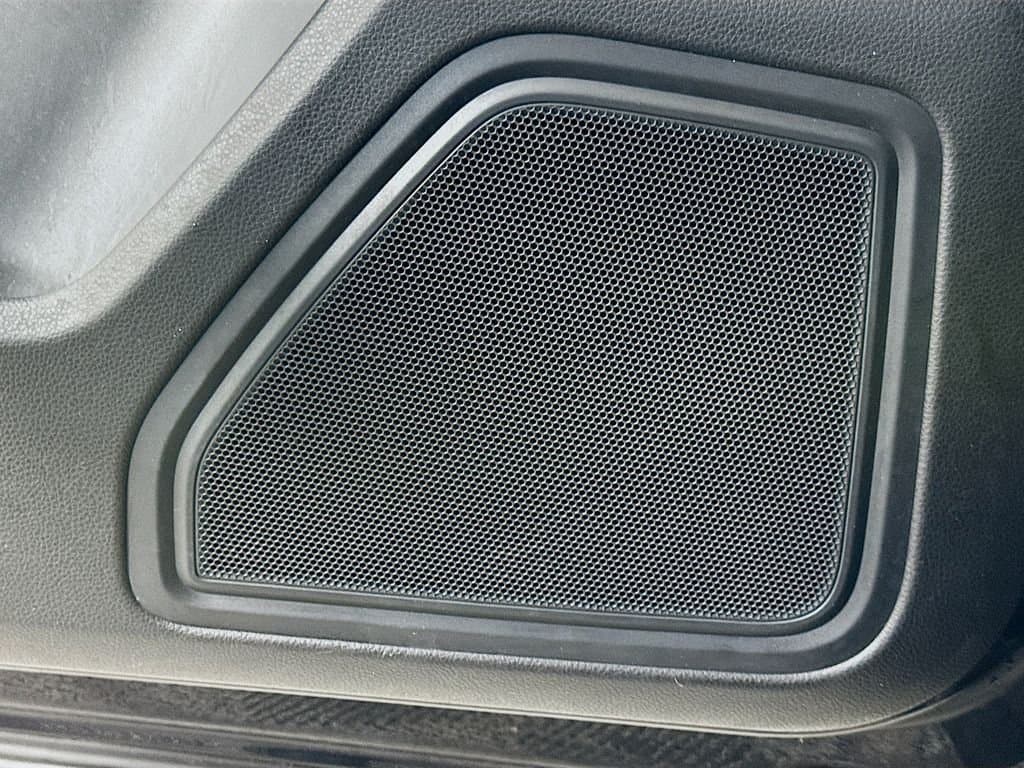 2015 Porsche Macan - Image 19