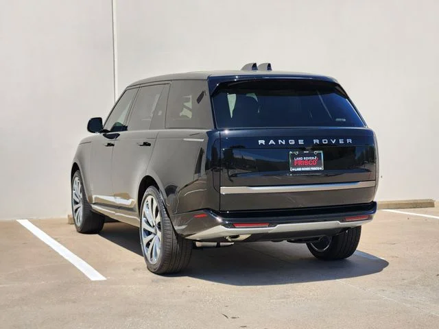2026 Land Rover Range Rover - Image 3