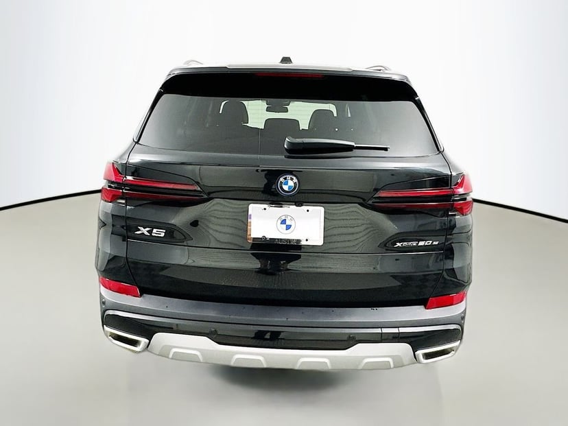 2026 BMW X5 - Image 6