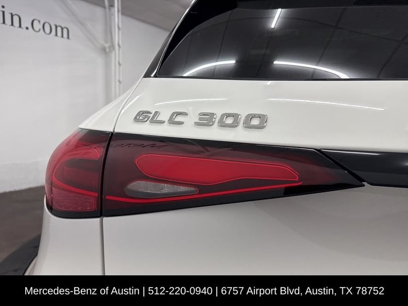 2026 Mercedes-Benz GLC - Image 7