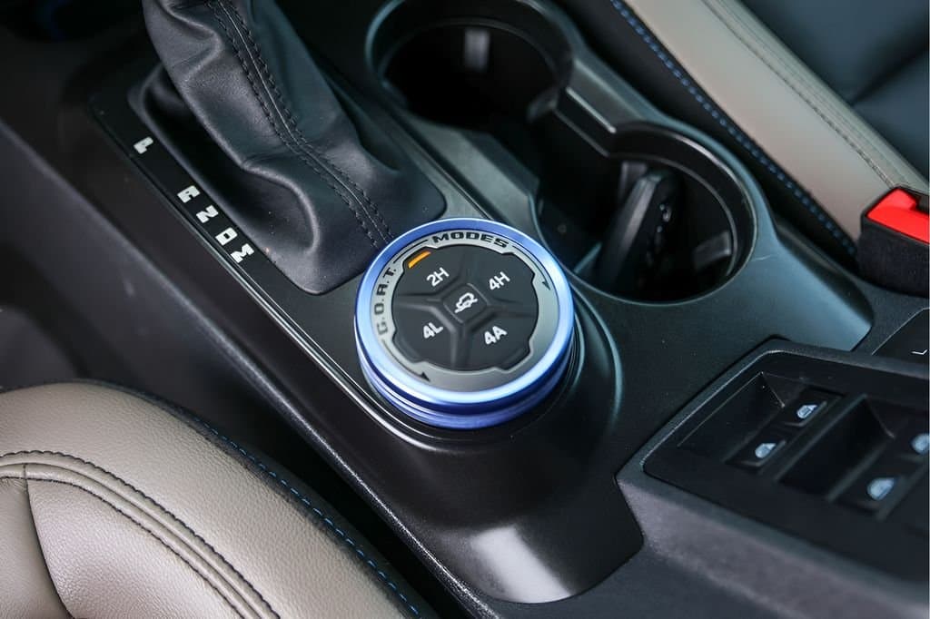 2023 Ford Bronco - Image 21