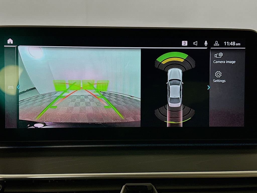 2023 BMW 5 Series - Image 14