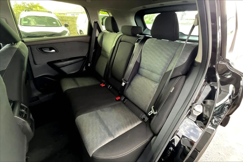 2023 Nissan Rogue - Image 19