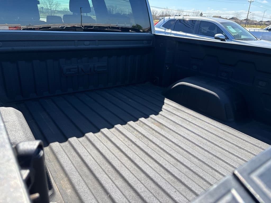 2023 GMC Sierra 1500 - Image 25
