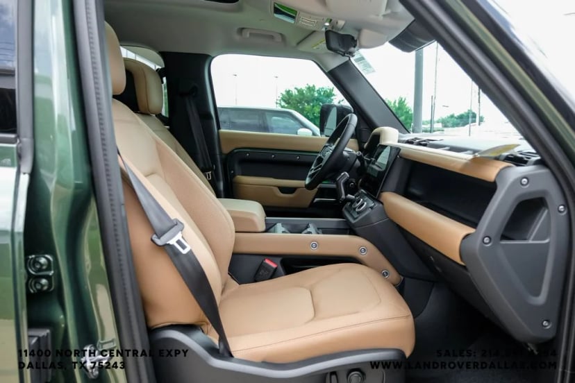 2026 Land Rover Defender 110 - Image 38