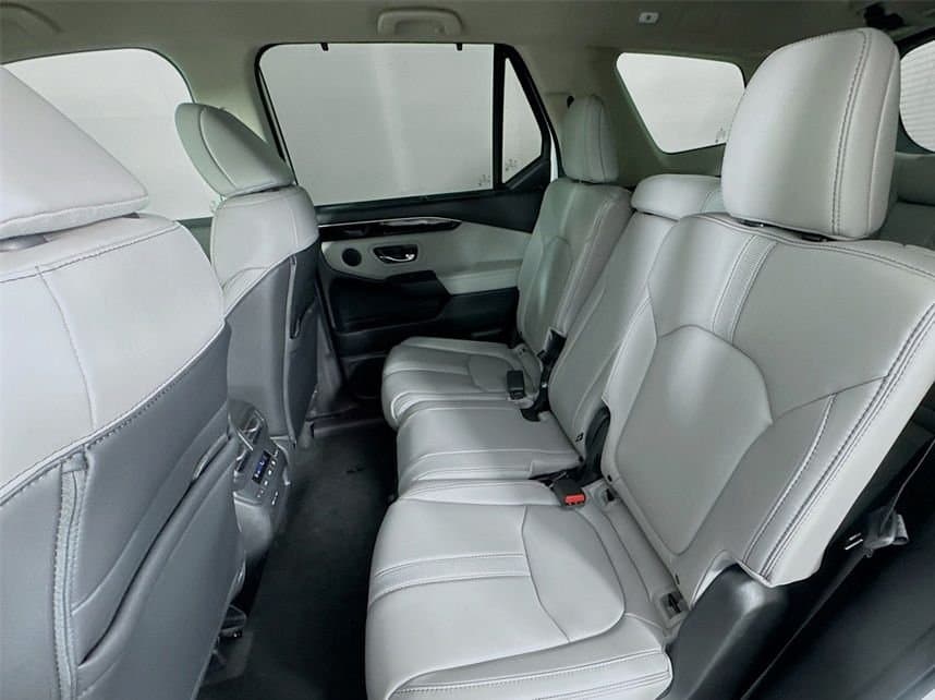 2025 HONDA Pilot - Image 34