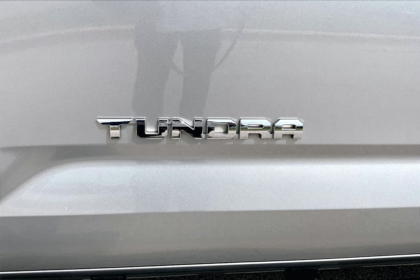 2022 Toyota Tundra - Image 10